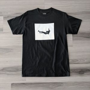 Falling G Tee